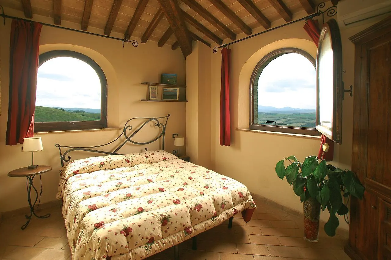 Podere Santa Maria Monte Antico Italy